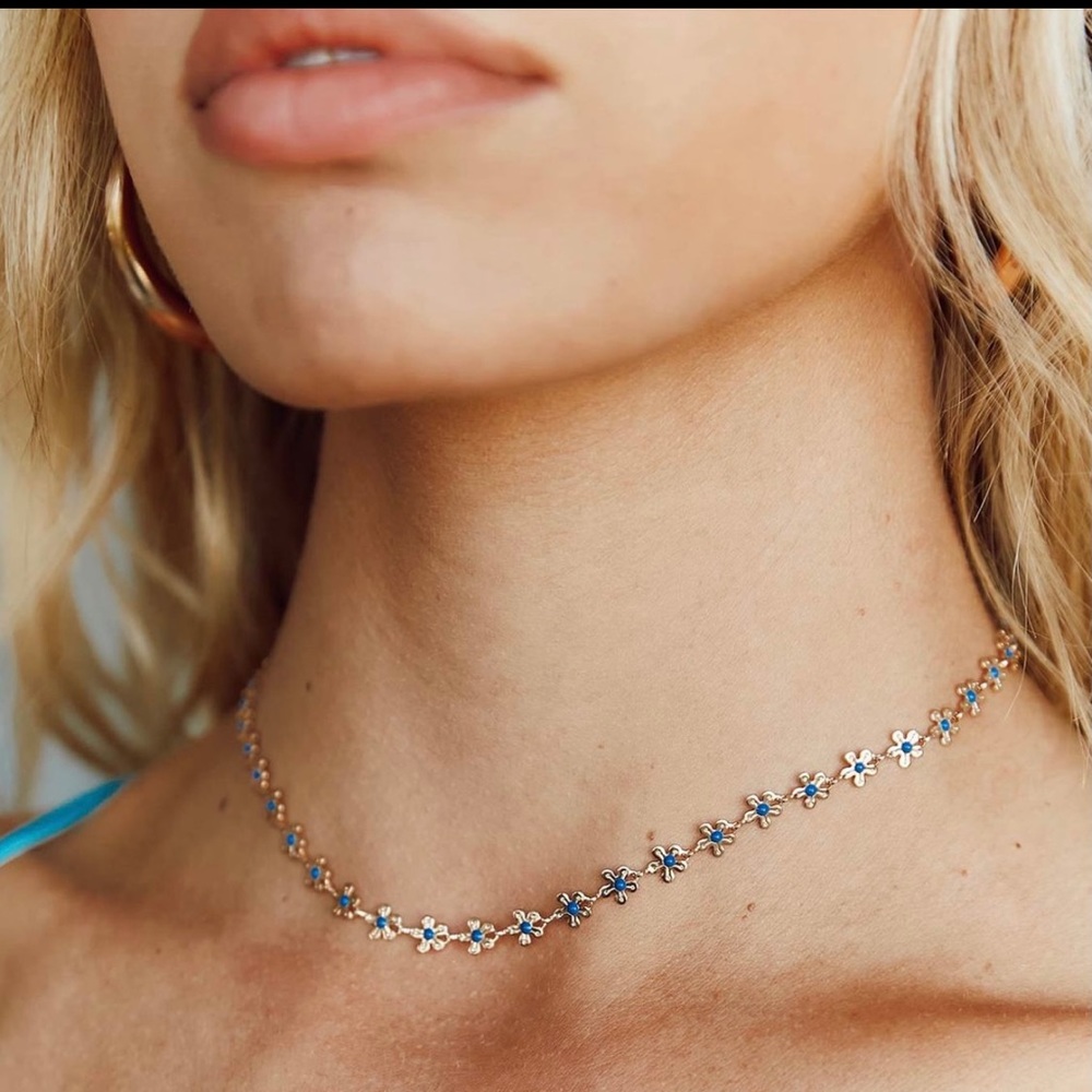 Princess Polly Rosa necklace